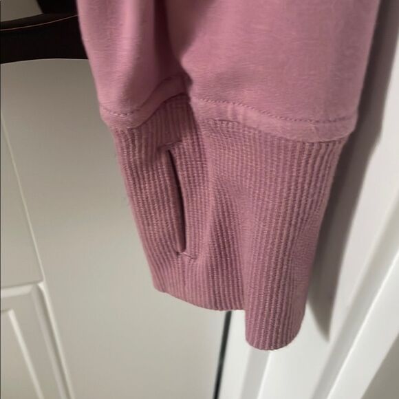 Lululemon Pink Women's Hoodie - Picture 5 of 6